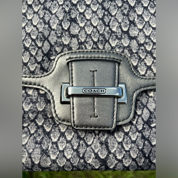 EUC Coach Snakeskin Print Bag with Additional Crossbody Strap - Picture 9 of 14